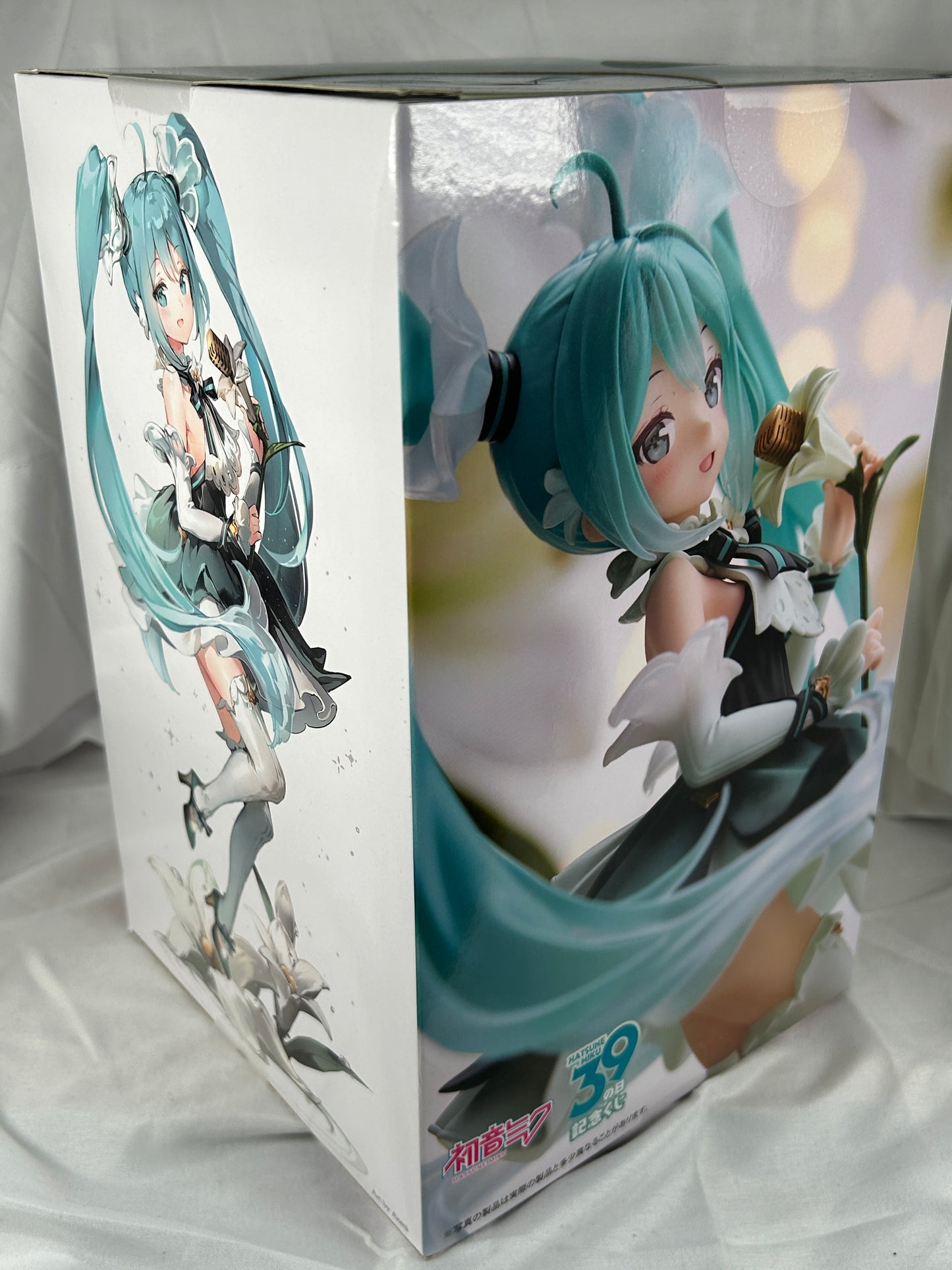 Hatsune Miku 39th Day Commemorative Prize Figure Taito
