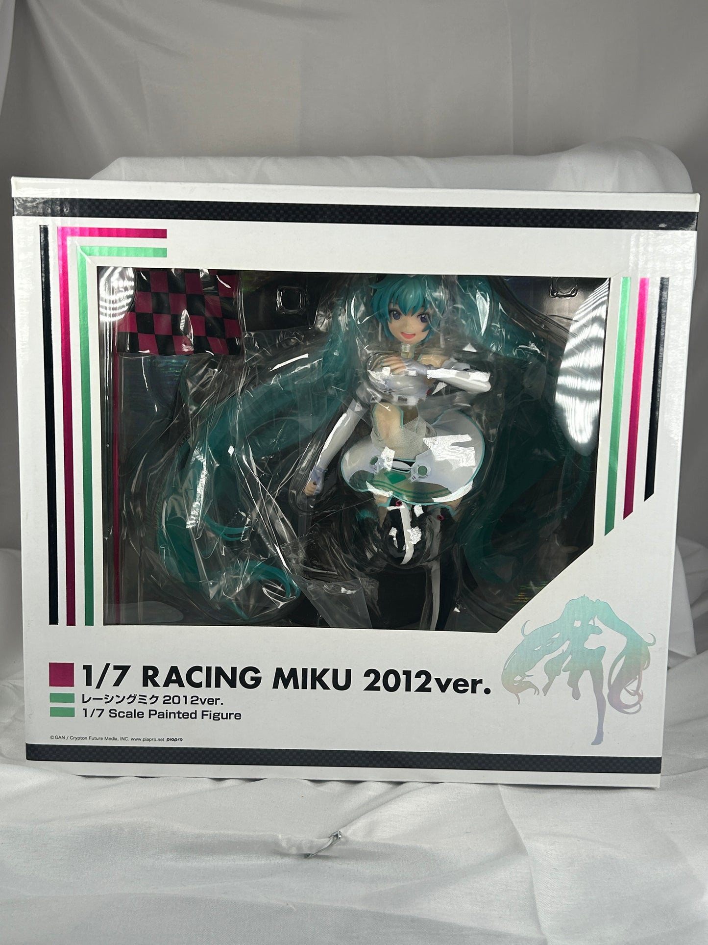 Racing Hatsune Miku 2012 ver. FREEing 1/7 Scale Figure