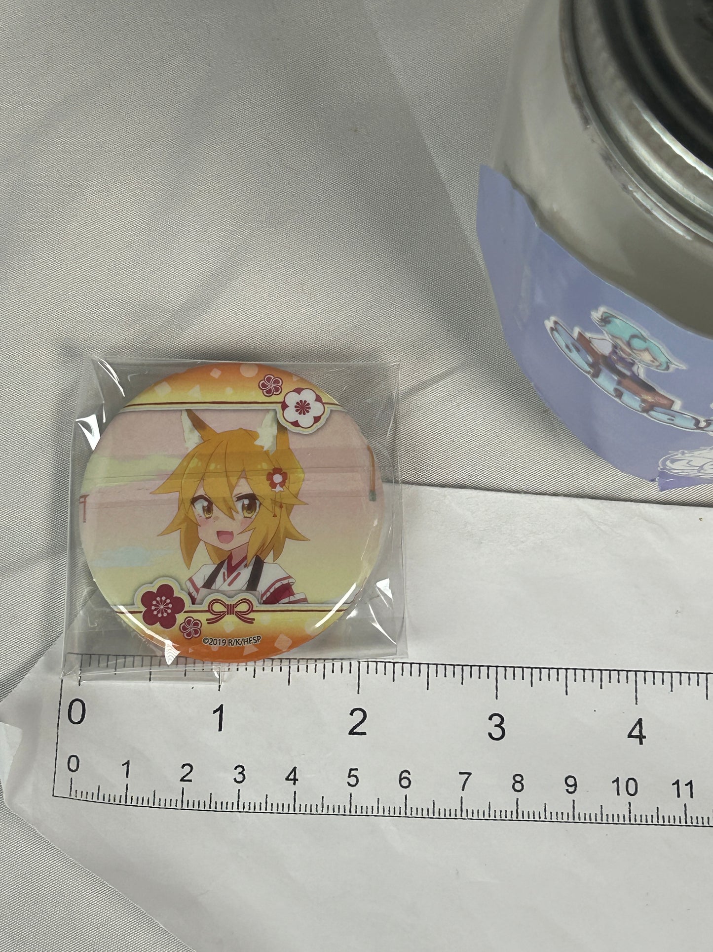 Senko Happy Trading Can Badge Button The Helpful Fox Senko-san