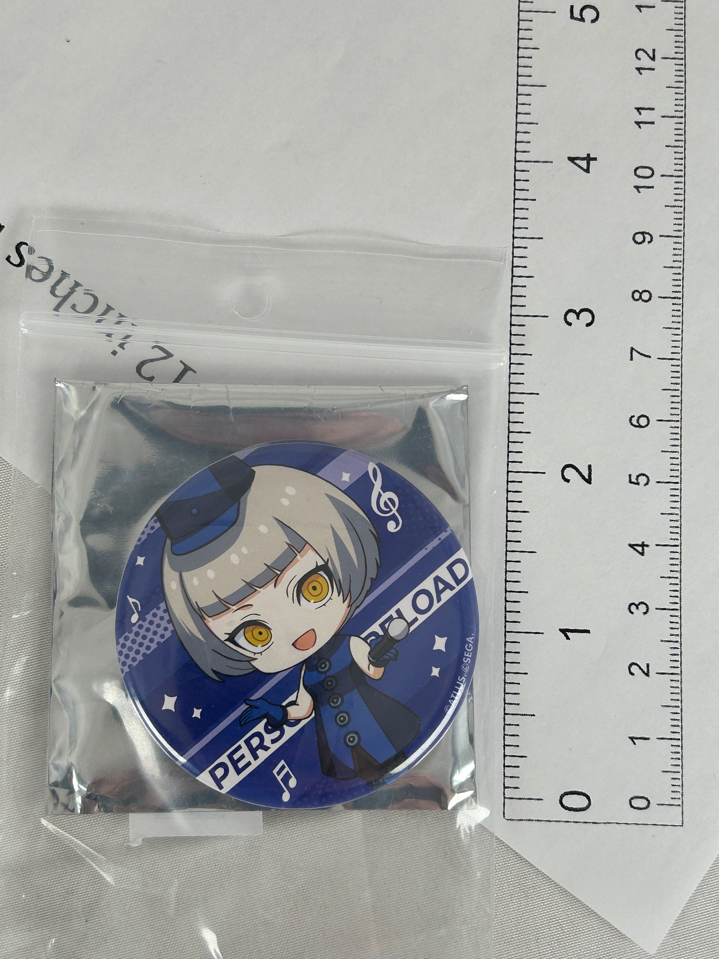 Elizabeth Manekineko Chibi Badge Pin