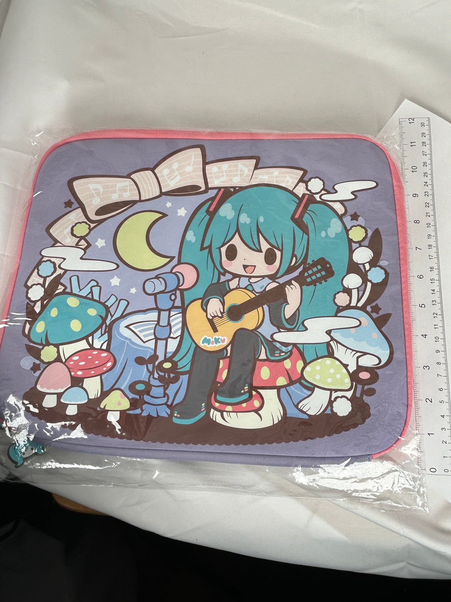 GraffArt Chibi Hatsune Miku Large Fabric Pouch Sunny Side Up D Prize Licensed