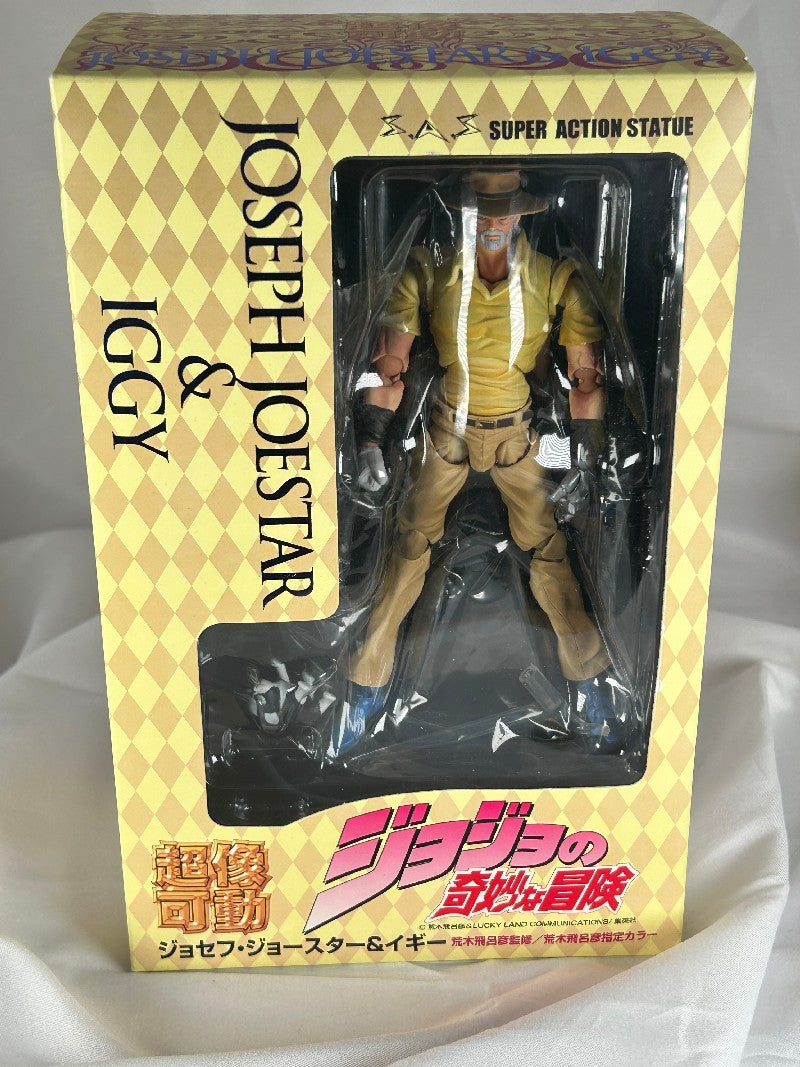 Joseph Joestar and Iggy Part 3 Super Action Statue Stardust Crusaders