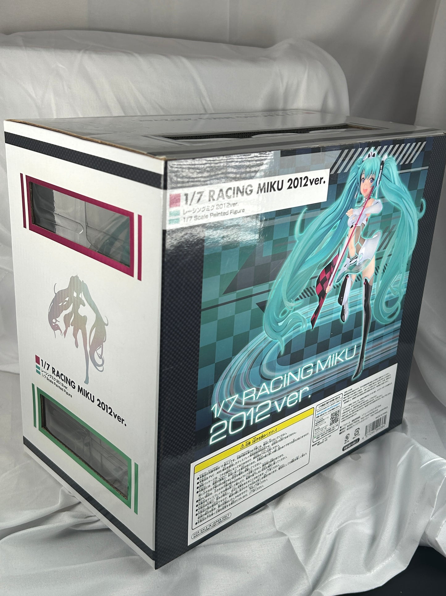 Racing Hatsune Miku 2012 ver. FREEing 1/7 Scale Figure