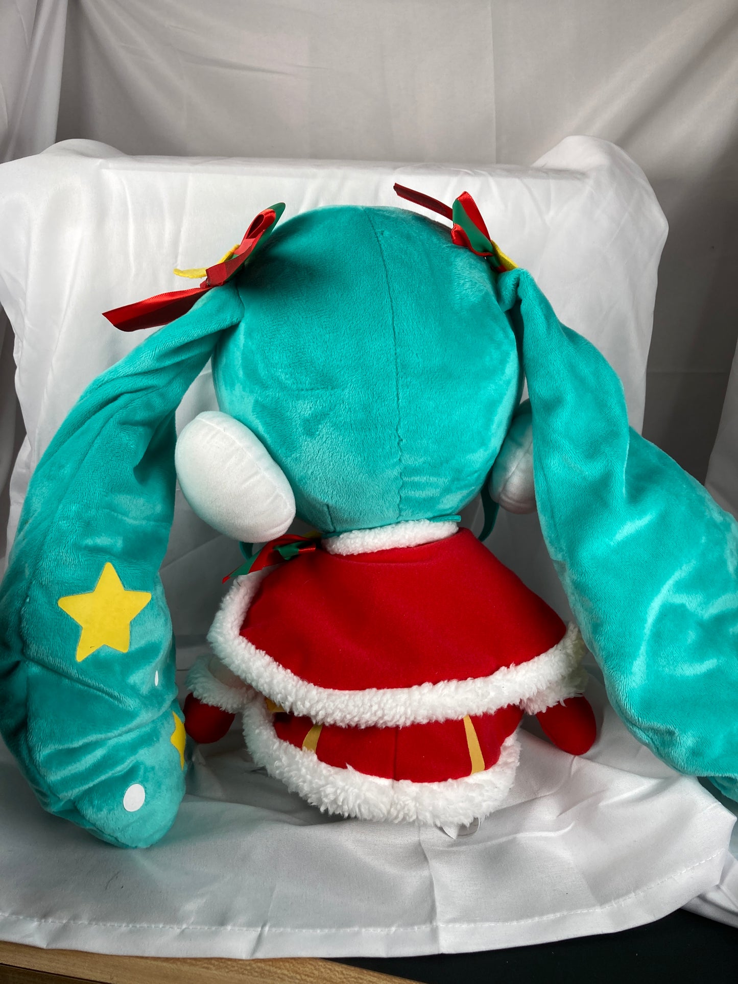 Hatsune Miku Christmas 2019 Ver. Fuwa Fuwa Prize Plush SEGA