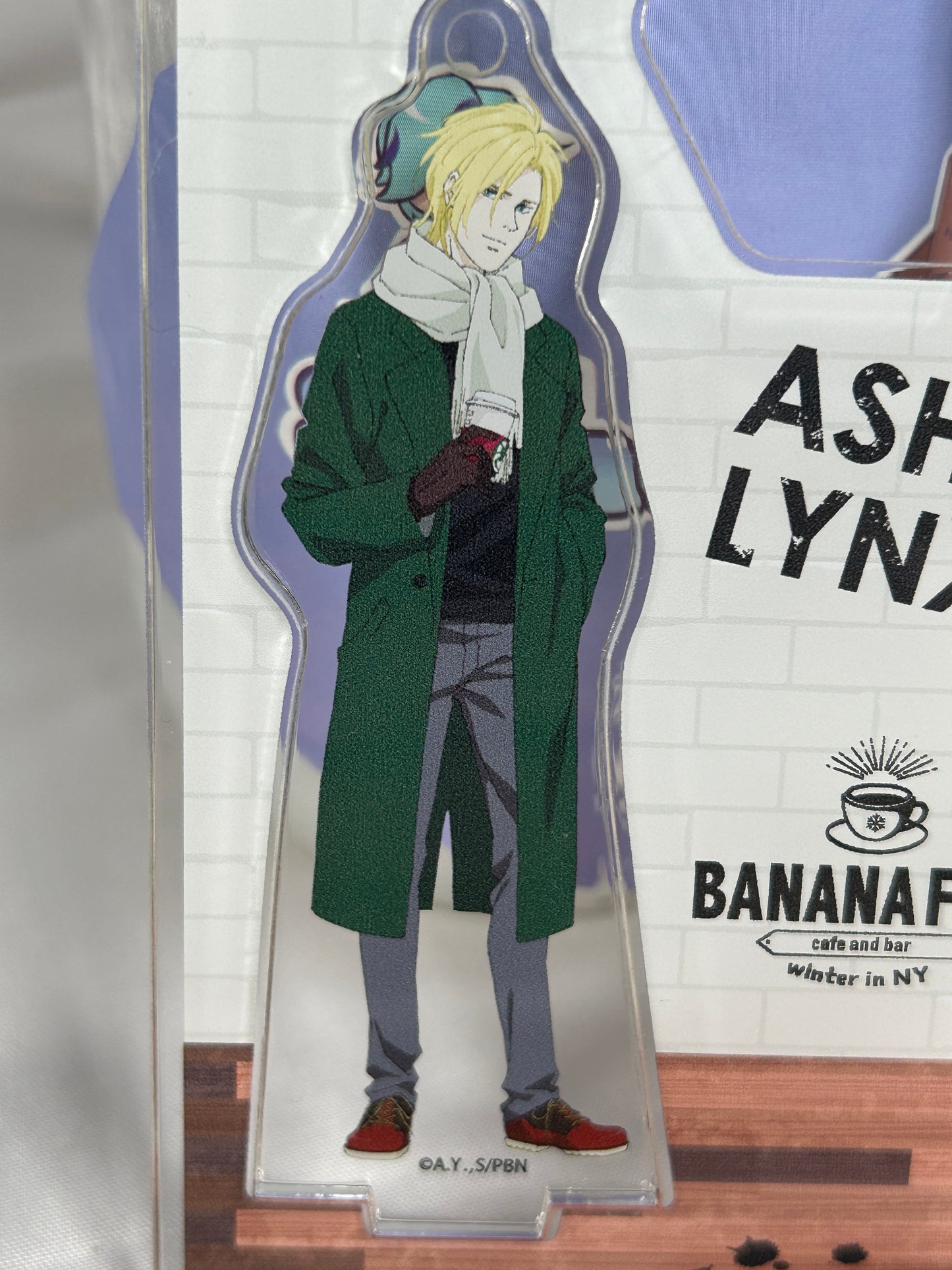 Ash Lynx Acrylic Stand Banana Fish Café and Bar 2019