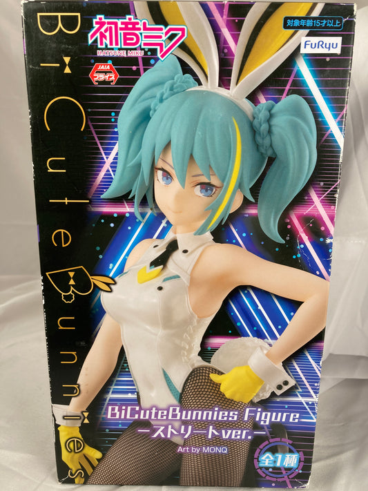 Hatsune Miku Street Ver. Prize Figure BiCuteBunnies Furyu Vocaloid
