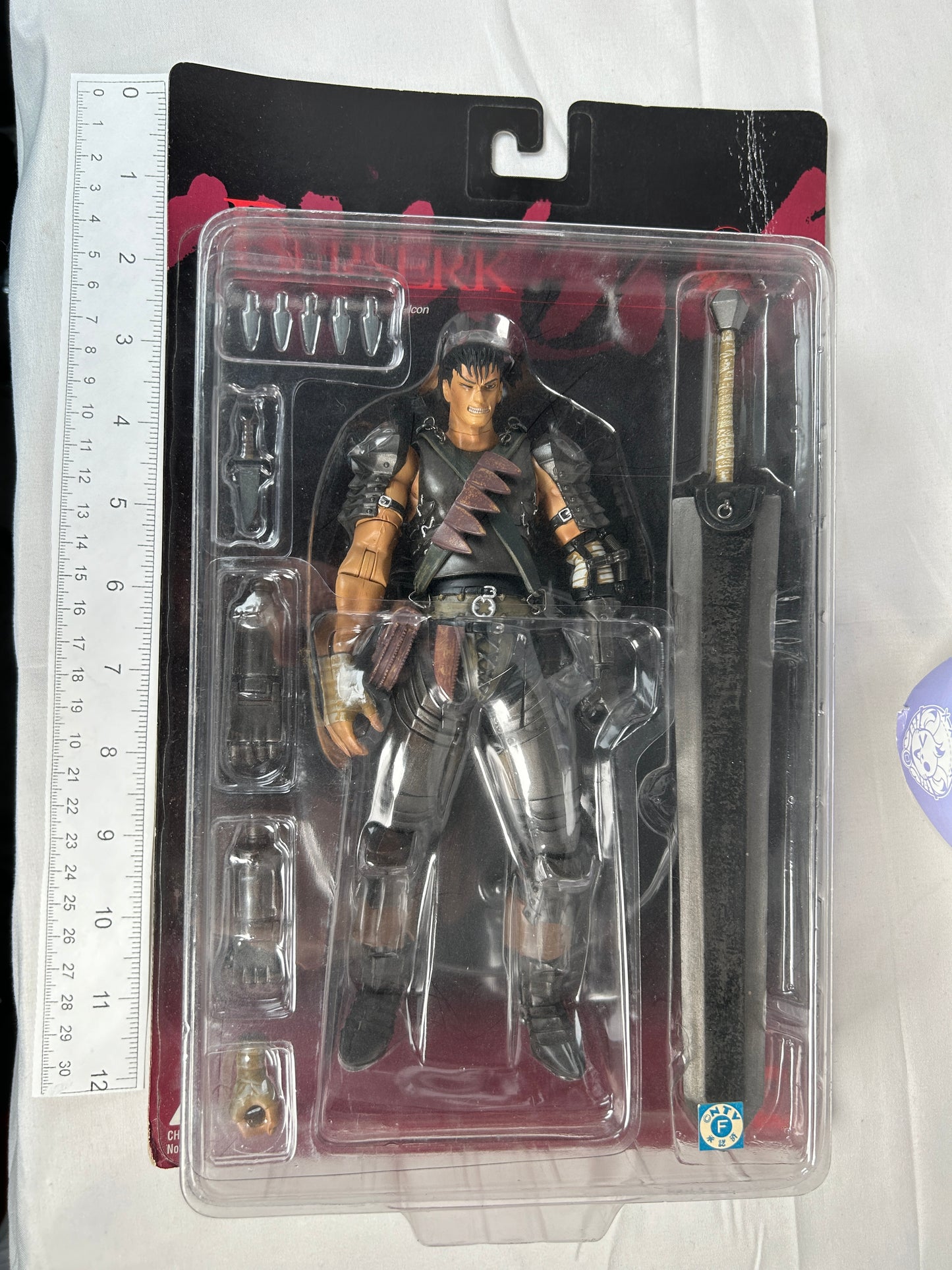 Guts Black Swordsman Millennium Falcon Action Figure Art of War Beserk