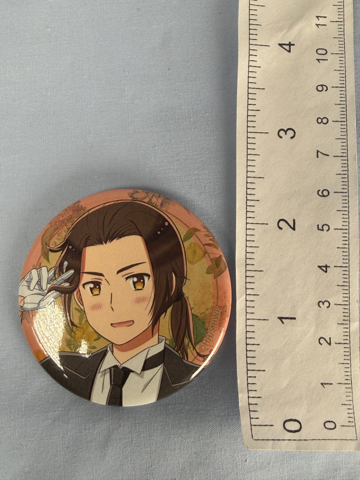China Butler Can Badge Pin Hetalia World Stars Arma Bianca