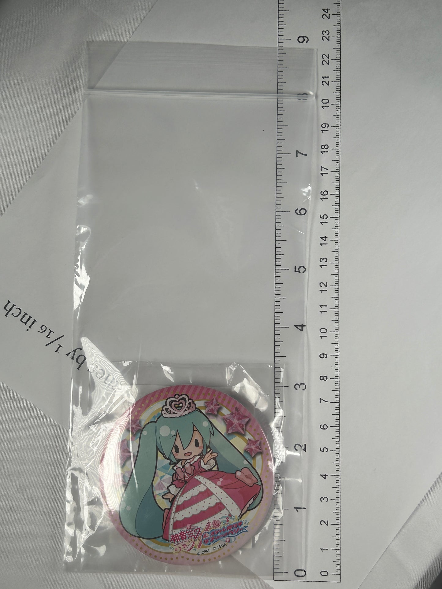 Hastune Miku Badge Vocaloid Love and Berry SEGA Lottery Fuwa Puchi