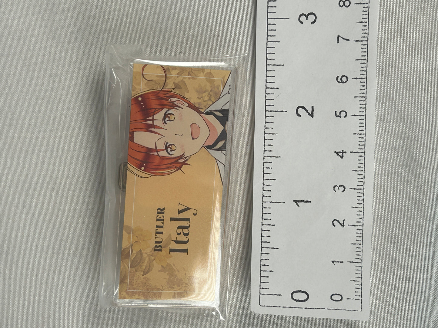 Italy Butler Acrylic Clip Pin Hetalia World Stars arma bianca