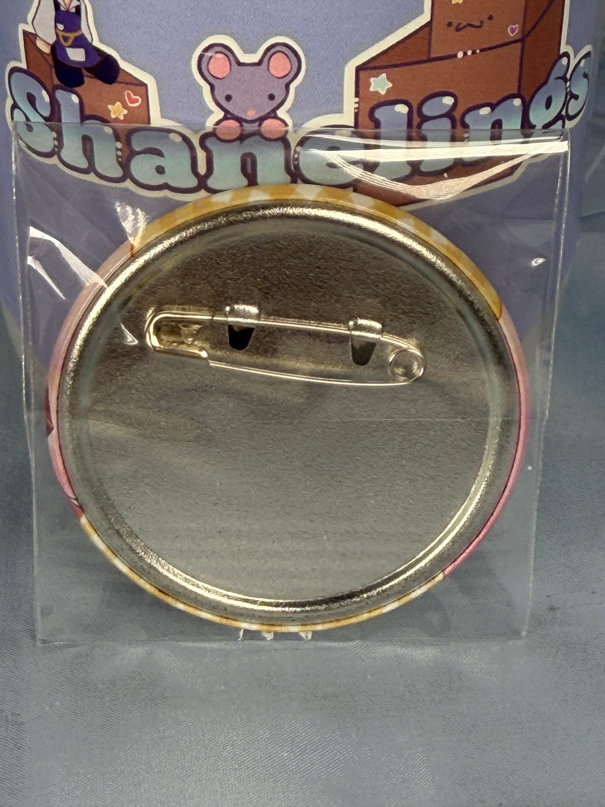 Tsukasa Hiiragi Valentines Day Hologram Badge Pin Lucky Star Anime Scene
