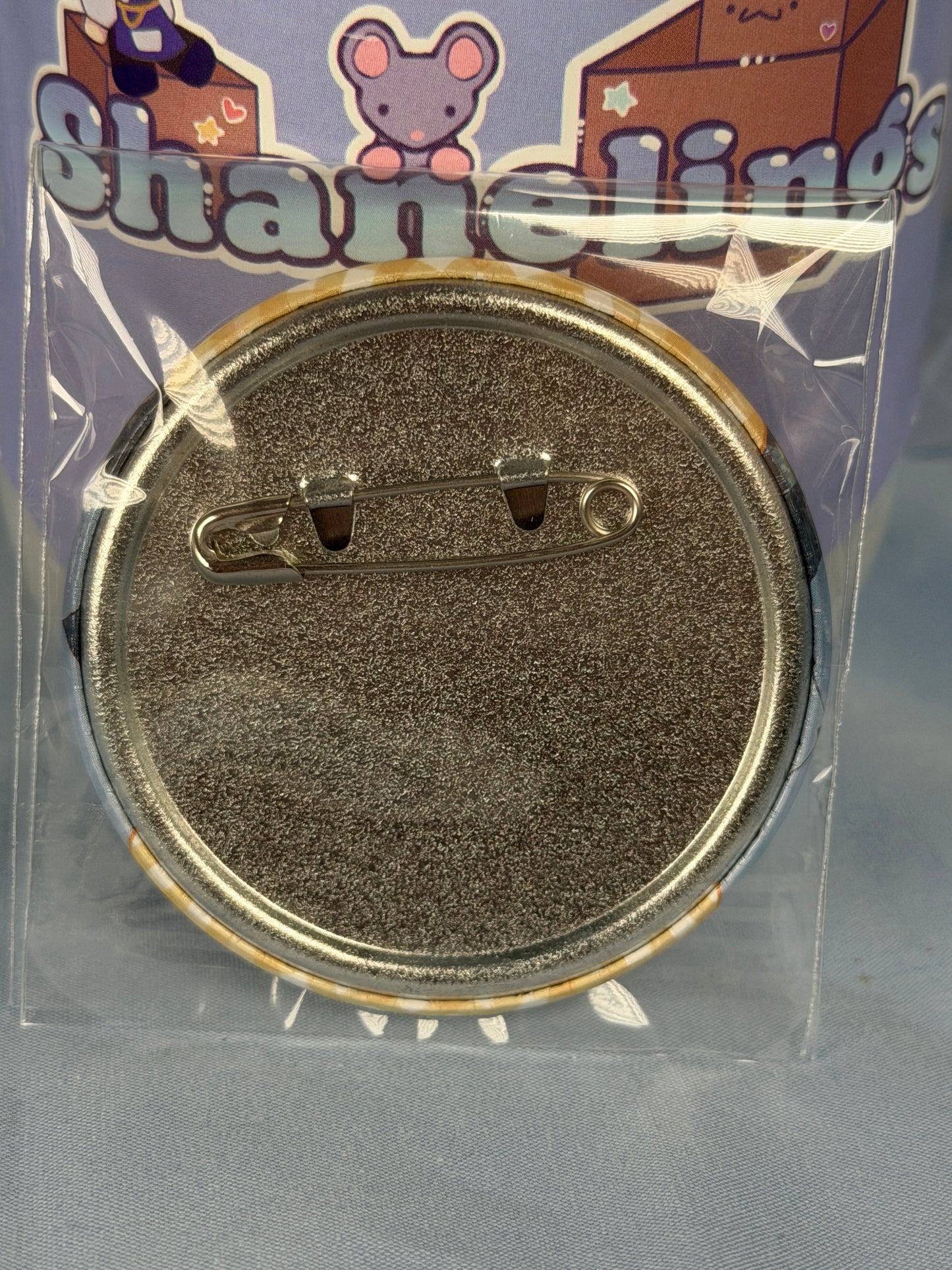 Tsukasa Hiiragi Sports Festival Hologram Badge Pin Lucky Star Anime Scene