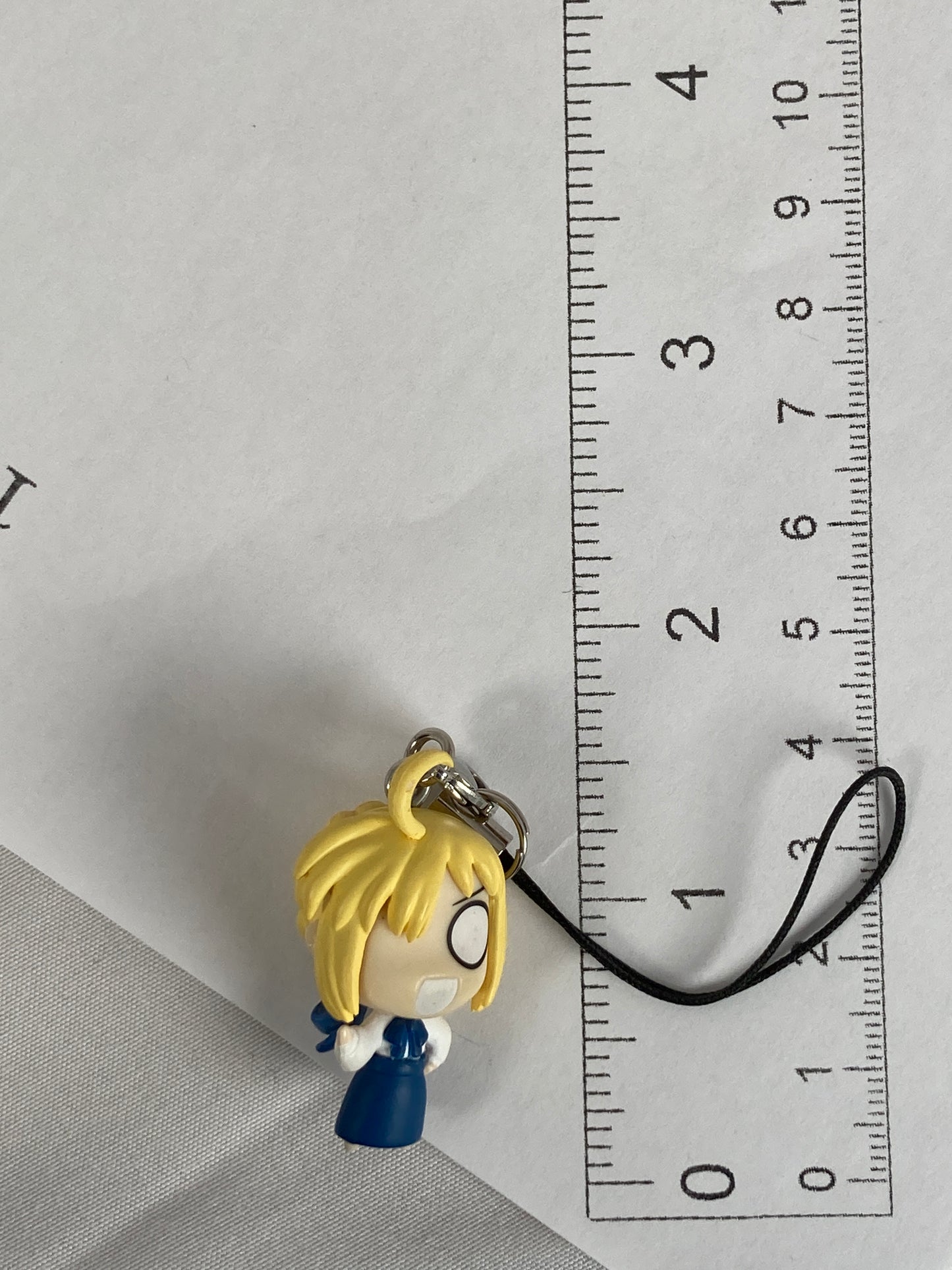 Saber Guda Guda Minifigure Key Charm Deformed Series