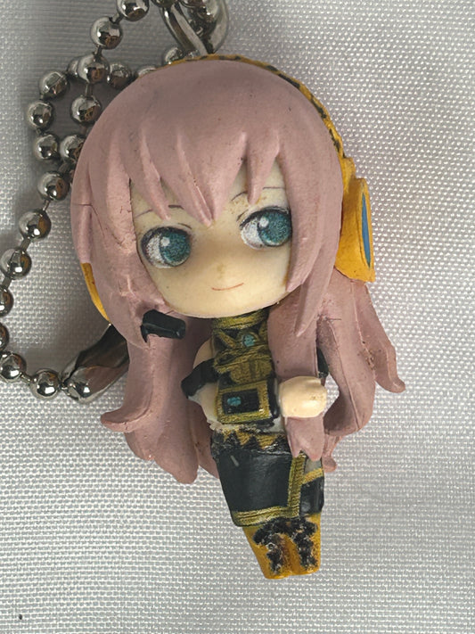 Megurine Luka Swing 5 Mini Figure Keychain